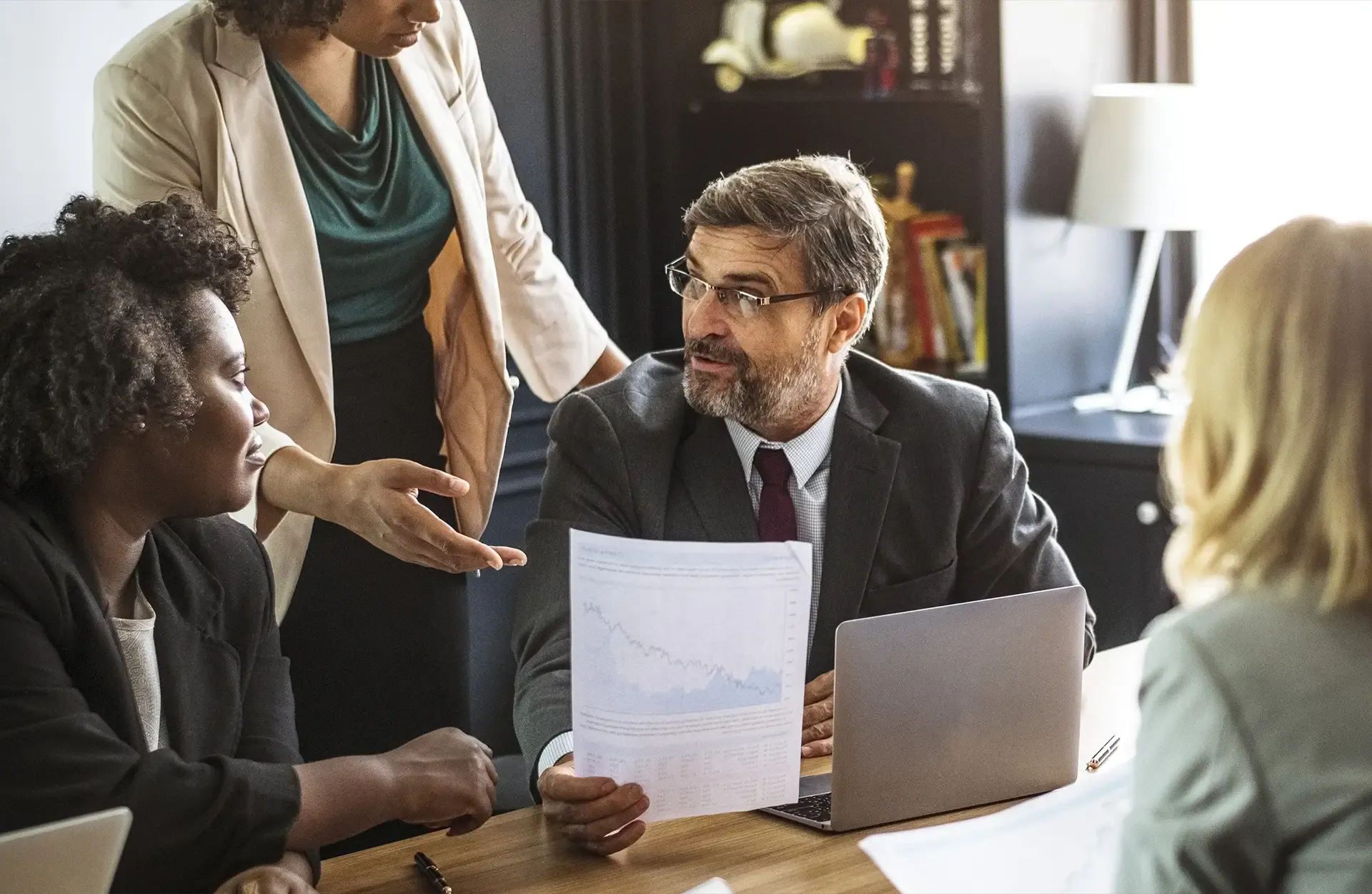Avocate médiatrice à Mâcon, Avocat