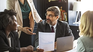 Avocate médiatrice à Mâcon, Avocat